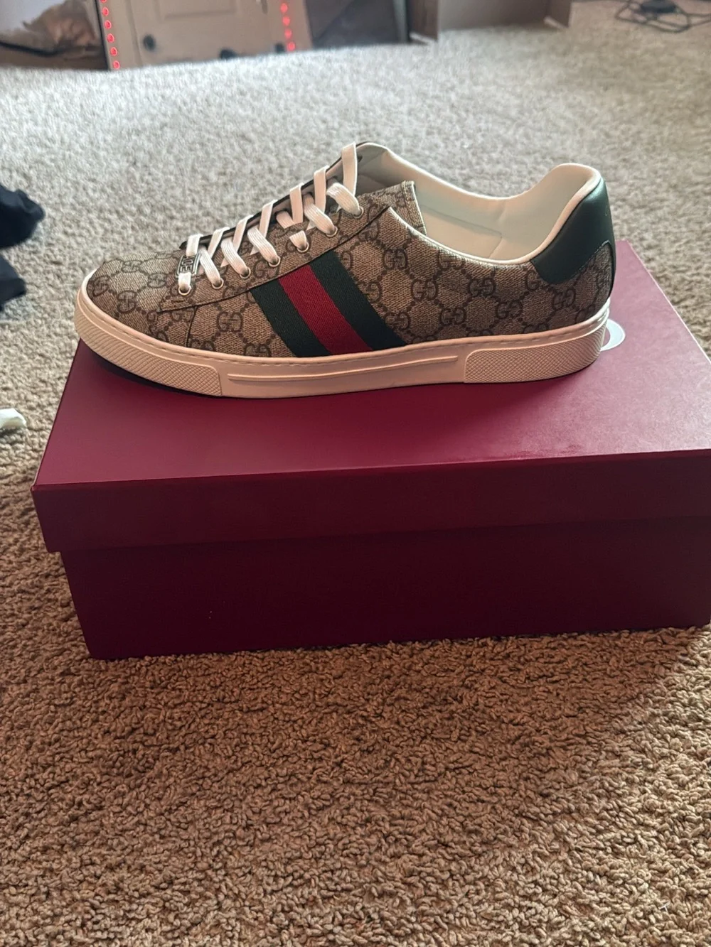 Gucci Beige GG Supreme Canvas Sneaker with Red & Green Web